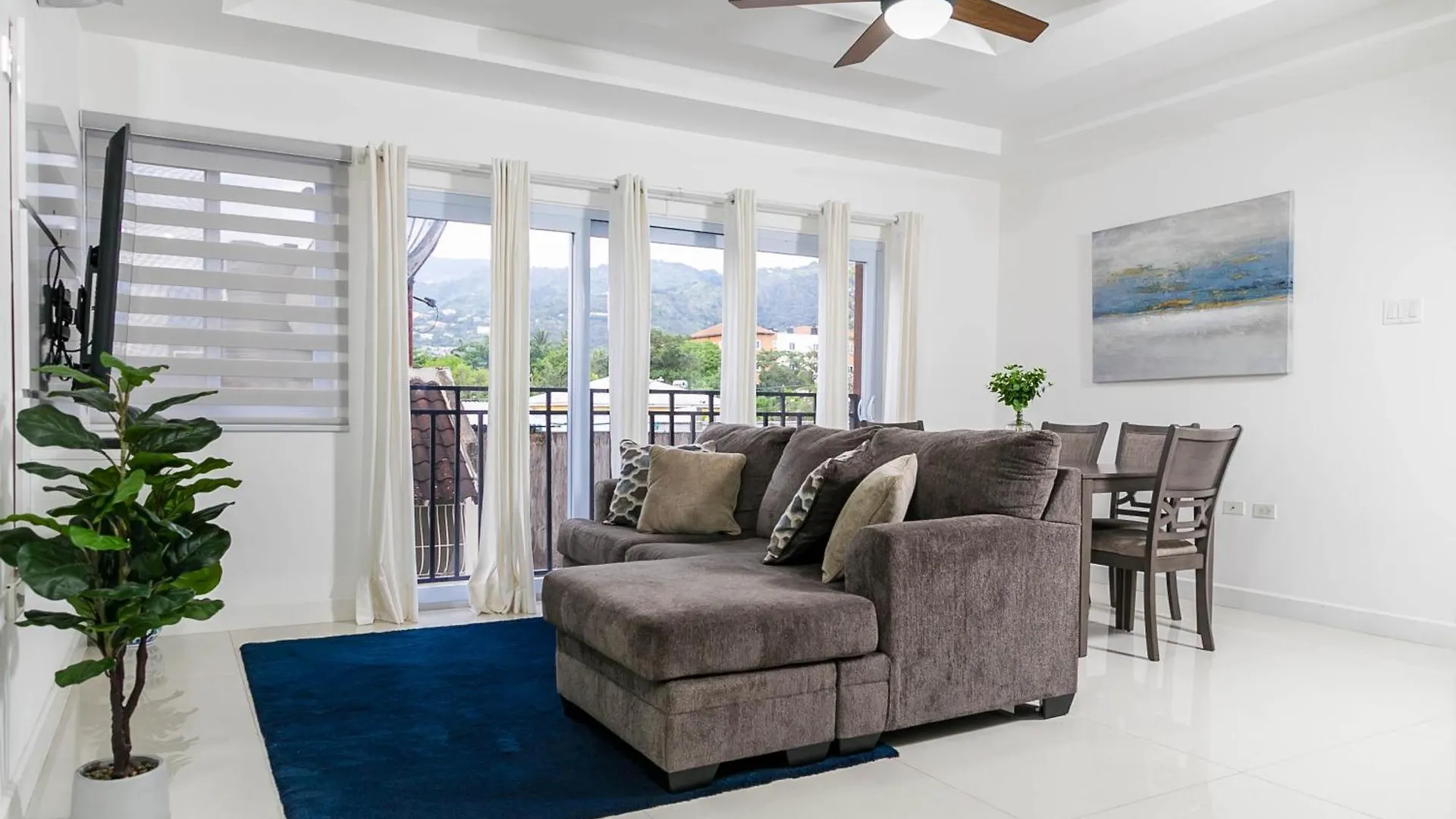 Choose To Be Happy At Twenty 2A With Pool Apartment Kingston Jamaica