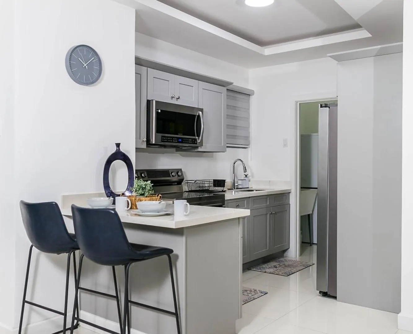 Choose To Be Happy At Twenty 2A With Pool Apartment Kingston